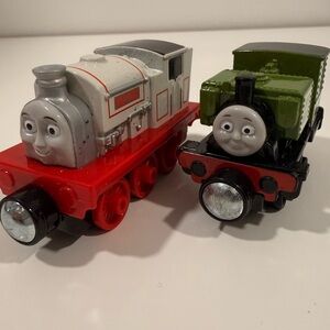 Thomas & Friends Take N Play Along Train Luke & Stanley Tank Engine Diecast